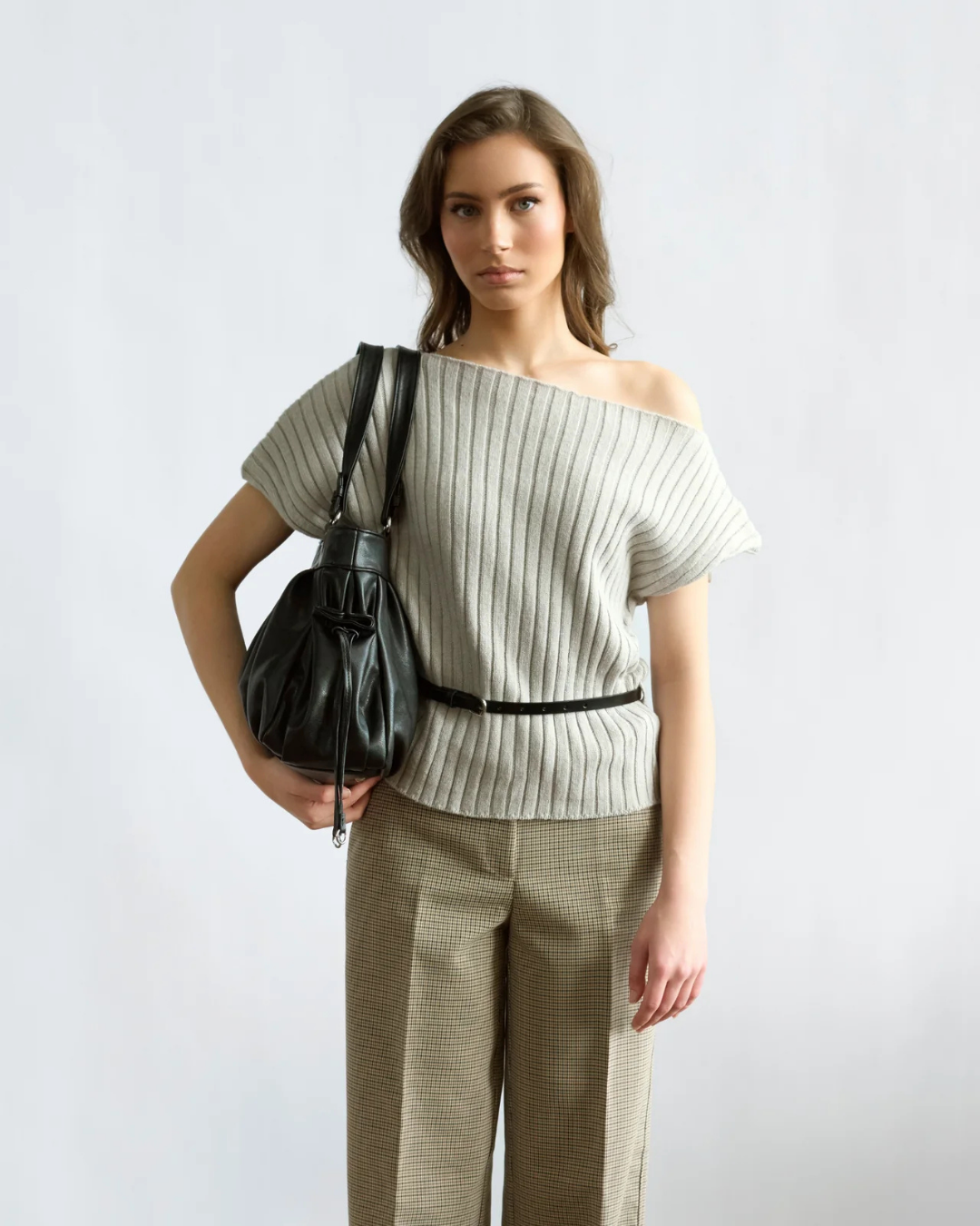 Helena Schultertasche – handgearbeitet