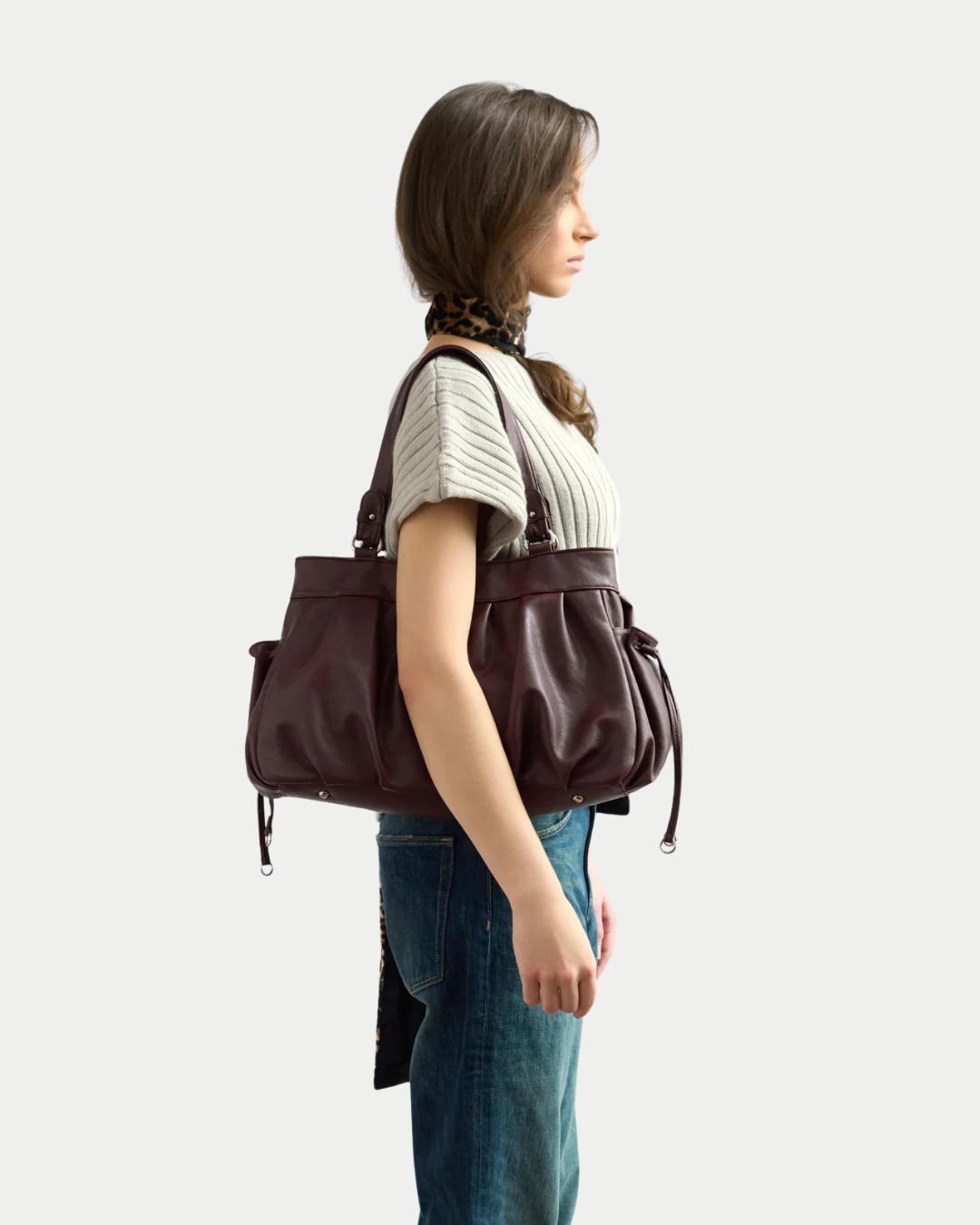 Helena Schultertasche – handgearbeitet