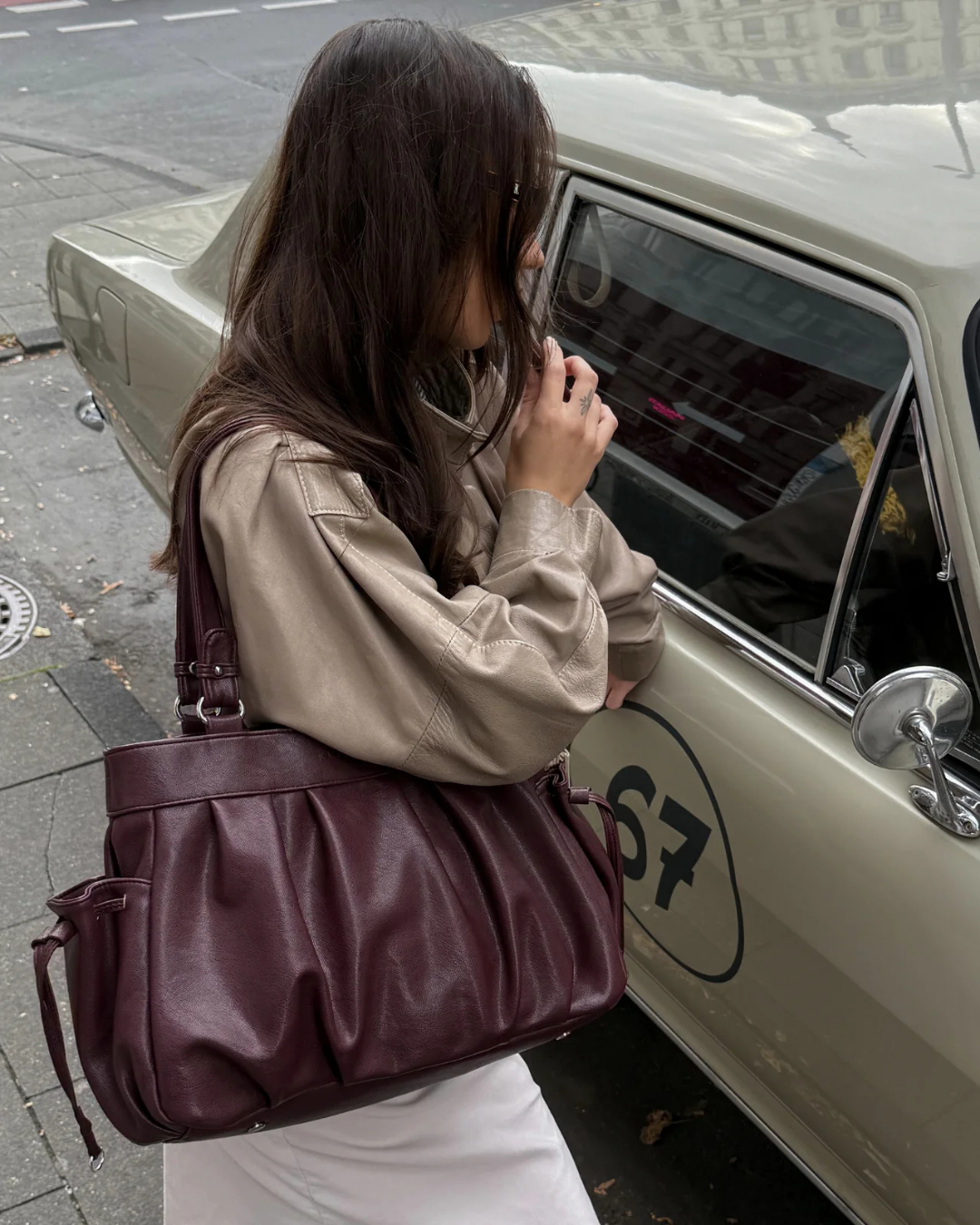 Helena Schultertasche – handgearbeitet