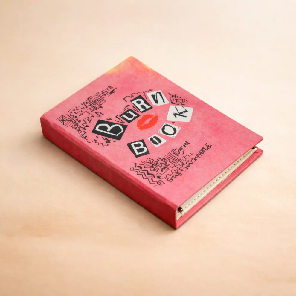 Handgefertigtes Buch-Portemonnaie "Burn Book"