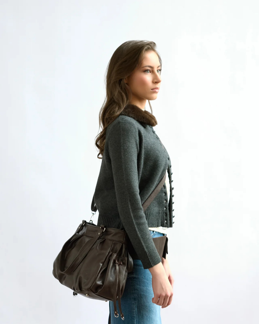 Helena Schultertasche – handgearbeitet