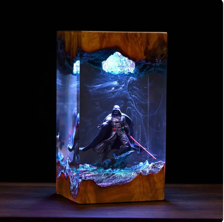 Handgefertigte Fantasy-Lampe – Darth Vader