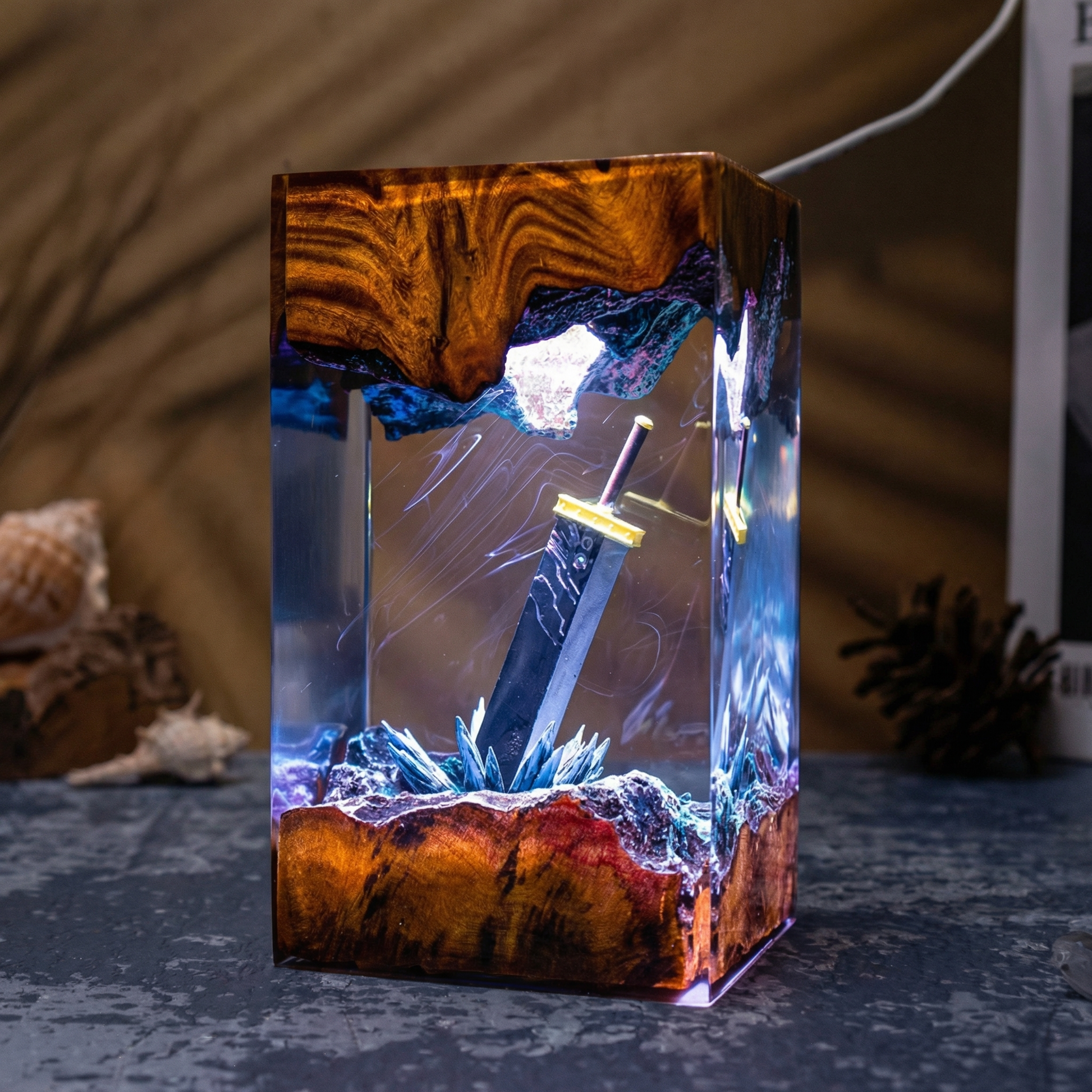 Handgefertigte Fantasy-Lampe – Sturmgeschmiedet